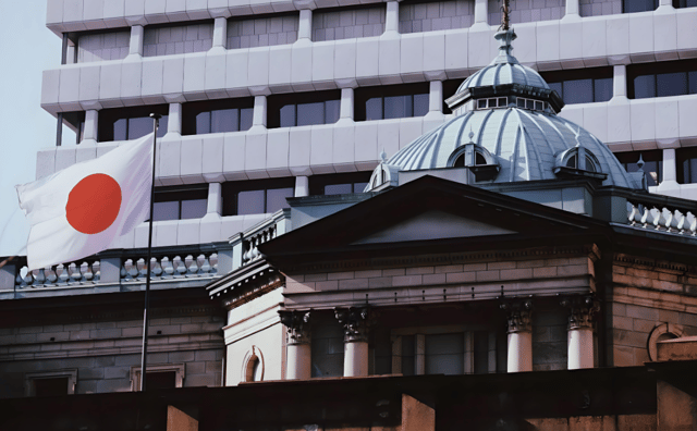 Bank of Japan supports gradual rate hikes, 80% expect rates to hit 0.5% next year.