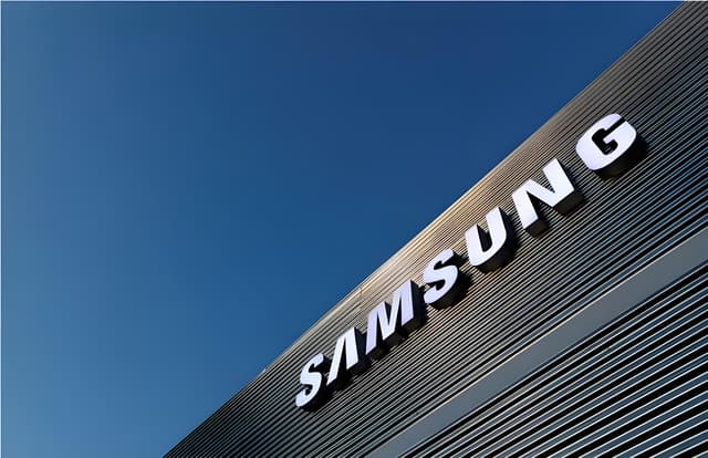 Samsung products break sales records ahead of schedule.
