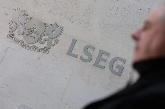UK housing slump and weak manufacturing data add pressure, clouding sterling’s outlook